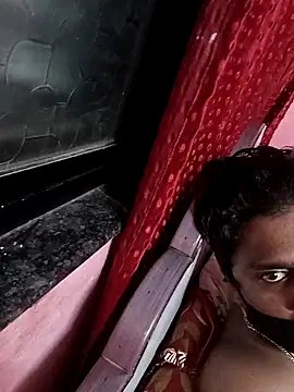 Snapshot of biggbobbsgirl chatting on October 2025 06:06:01 PM biggbobbsgirl online show from October 2025 06:06:01 PM