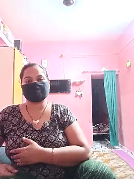 Snapshot of biggbobbsgirl chatting on October 2025 05:35:02 PM biggbobbsgirl online show from October 2025 05:35:02 PM