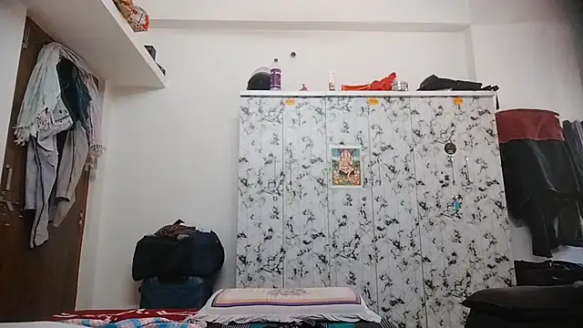 Rahulisagoodguy online show from October 2025 10:59:02 AM