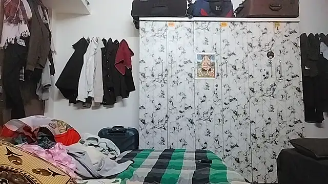 Rahulisagoodguy online show from December 2025 05:40:02 PM