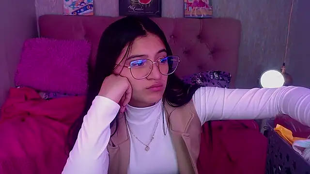 laurenelove online show from October 2025 03:39:02 AM