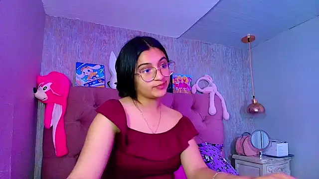 laurenelove online show from November 2025 10:14:01 PM