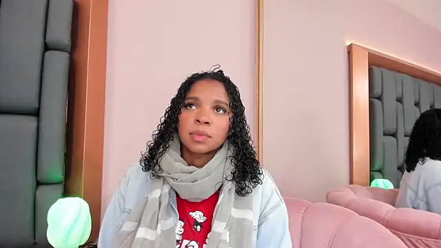 LisaMendez online show from October 2025 03:39:02 AM