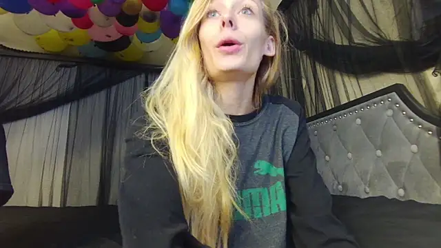 Lola BugsBunny online show from October 2025 02:19:01 PM