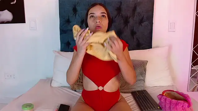 Lilith Nocturne online show from December 2025 07:01:02 PM