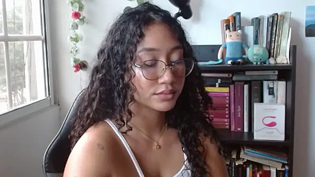 clitia xx online show from January 2026 05:15:01 PM