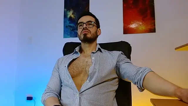 Axel Lover online show from April 2026 12:23:01 AM