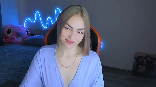 LaraKrein lk online show from April 2026 02:14:02 PM