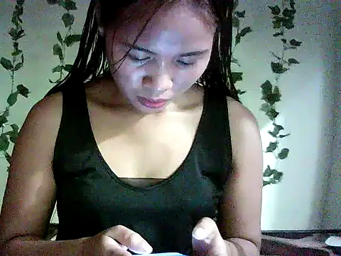 Katrina Summer online show from September 2025 01:45:02 PM