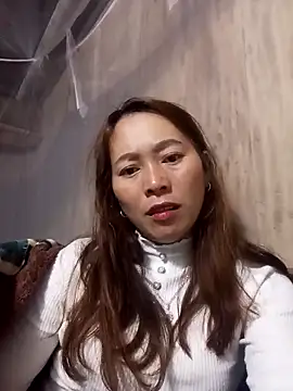 Bianly online show from November 2025 11:27:02 PM