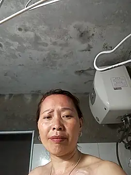 Bianly online show from March 2026 11:49:01 AM