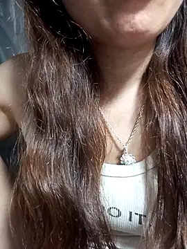 Bianly online show from April 2026 01:36:02 PM