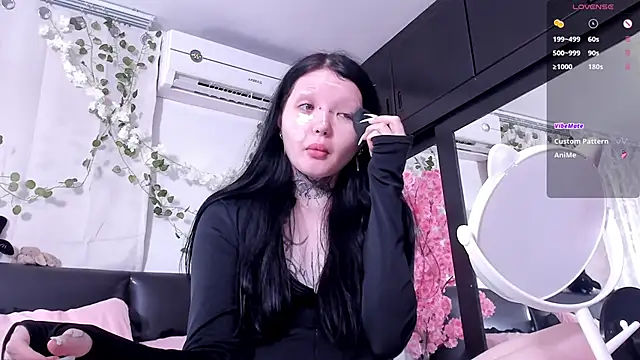 Snapshot of Lein_Bone chatting on September 2025 12:29:01 PM Lein Bone online show from September 2025 12:29:01 PM