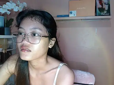 Snapshot of skinny_gracie chatting on September 2025 03:02:01 PM skinny gracie online show from September 2025 03:02:01 PM