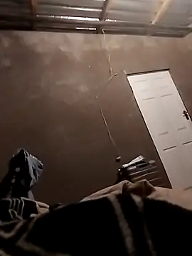 Snapshot of CrepedTrek chatting on October 2025 06:27:02 PM CrepedTrek online show from October 2025 06:27:02 PM