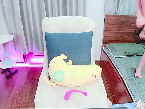 girlsweets2277 online show from September 2025 02:17:02 PM