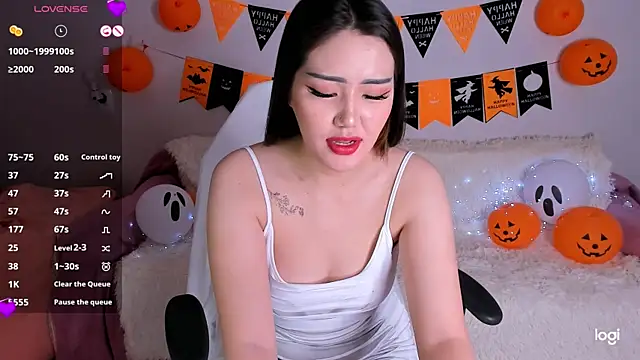 Momo Ayase  online show from November 2025 02:19:02 PM