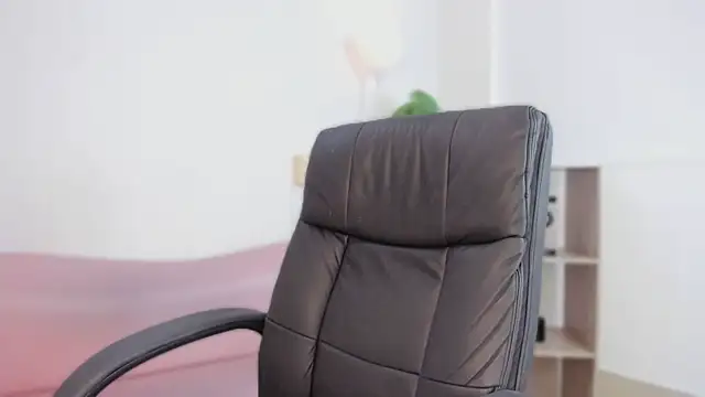 yasmin elite online show from January 2026 12:10:01 PM