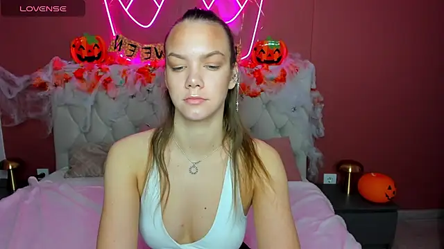 Snapshot of Vickie_Smith chatting on October 2025 01:35:01 AM Vickie Smith online show from October 2025 01:35:01 AM