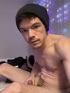 SalemStratton online show from November 2025 04:51:01 PM