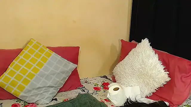 Snapshot of AmazingDarkDoll chatting on October 2025 12:11:01 AM AmazingDarkDoll online show from October 2025 12:11:01 AM