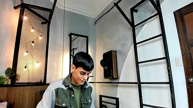 Dani mc1 online show from October 2025 11:32:02 AM