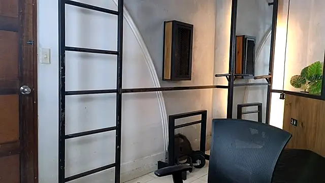 Dani mc1 online show from December 2025 11:39:02 AM