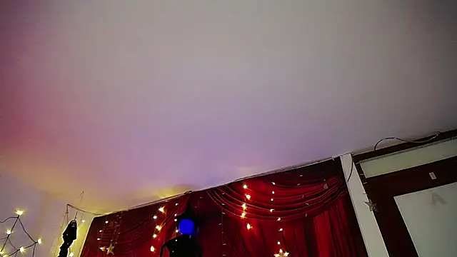 Noha Lux online show from October 2025 12:36:01 PM