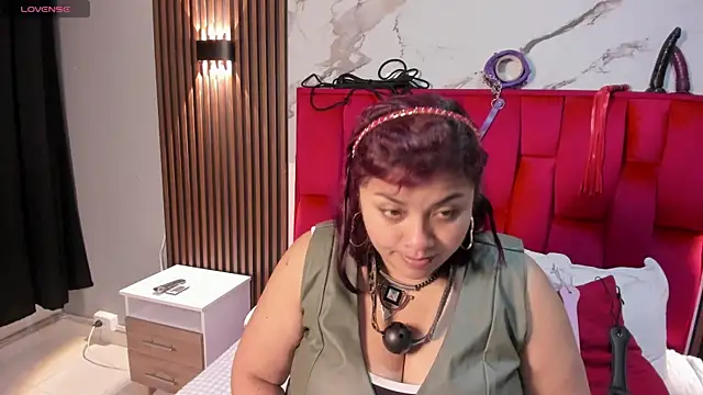 Danna-Sofia online show from September 2025 03:28:02 AM