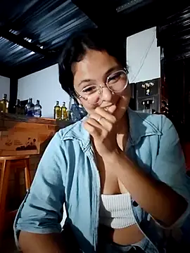 Lily-o online show from December 2025 03:13:02 AM