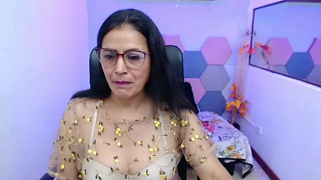 AmandaPeet online show from September 2025 08:35:02 PM