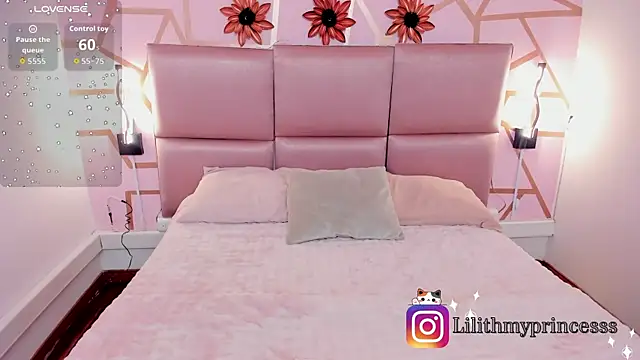 lilithSoul  online show from September 2025 11:43:02 AM