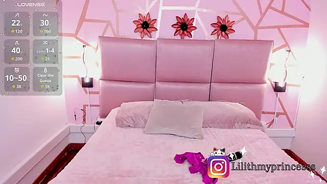 lilithSoul  online show from September 2025 11:34:01 AM
