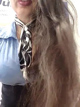 AMATISTA  16 online show from January 2026 12:10:01 PM