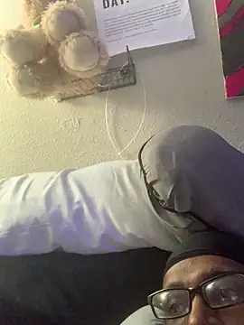 Triggerhappycj100 online show from March 2026 03:45:02 AM