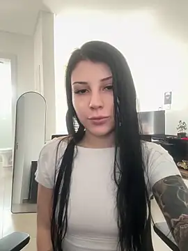 Snapshot of Privad_ravenna chatting on May 2026 03:50:02 PM Privad ravenna online show from May 2026 03:50:02 PM
