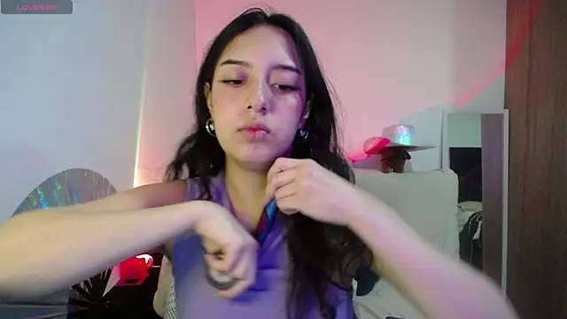 Snapshot of immisssilver chatting on October 2025 01:04:02 AM immisssilver online show from October 2025 01:04:02 AM