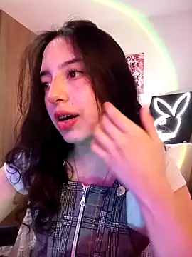 Snapshot of immisssilver chatting on November 2025 02:42:02 AM immisssilver online show from November 2025 02:42:02 AM