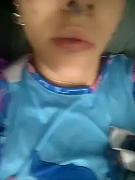 Snapshot of violett__golden chatting on September 2025 02:53:02 PM violett golden online show from September 2025 02:53:02 PM