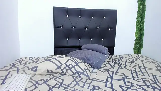 michellnasty online show from October 2025 11:38:01 PM