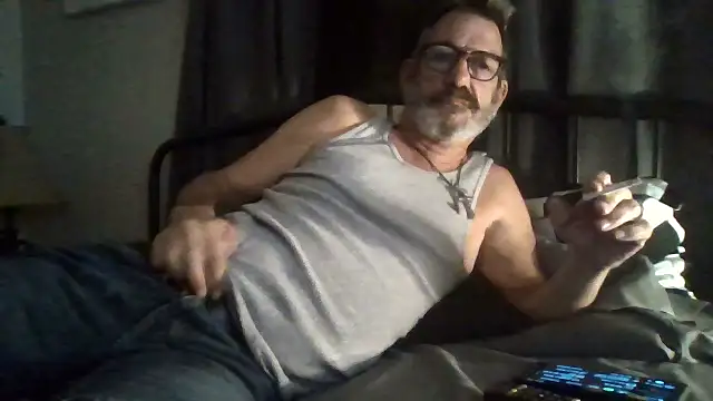 FoxnMouse online show from September 2025 05:23:01 AM