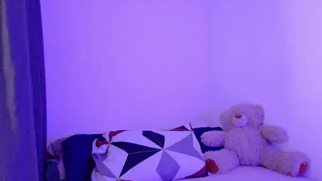 nudesketch1 online show from October 2025 02:18:02 PM