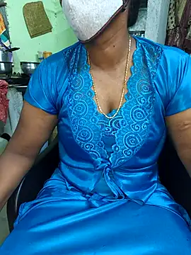 Snapshot of TamilSelviRoja chatting on September 2025 03:58:02 PM TamilSelviRoja online show from September 2025 03:58:02 PM