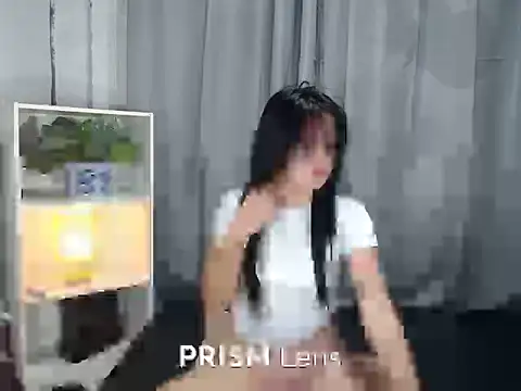 Urasian ladybug online show from October 2025 04:52:01 AM