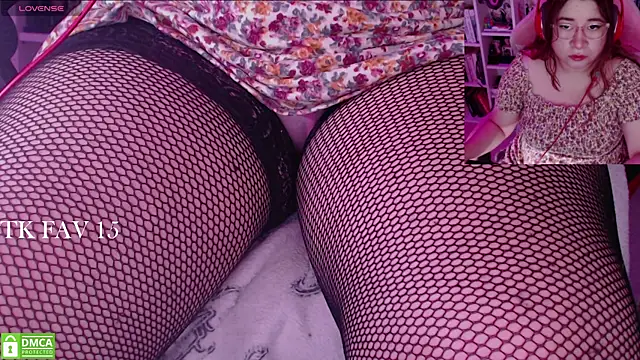 Pink girl0n online show from November 2025 06:16:02 AM