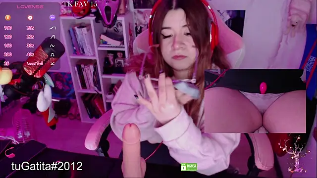 Pink girl0n online show from November 2025 07:22:02 AM