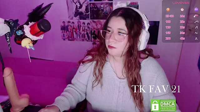 Snapshot of Pink_girl0n chatting on June 2026 01:50:02 PM Pink girl0n online show from June 2026 01:50:02 PM