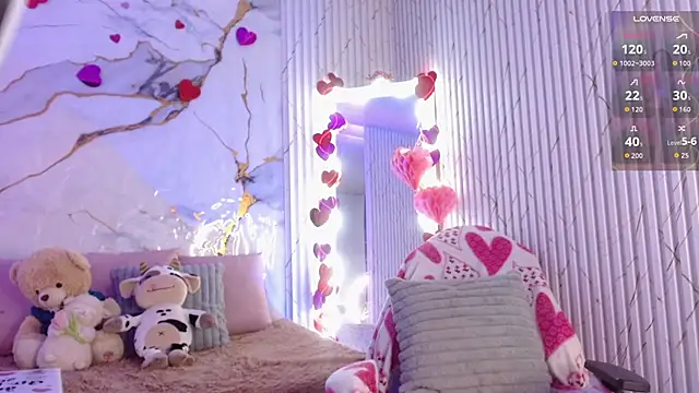 Naomy tay1 online show from March 2026 02:04:02 AM