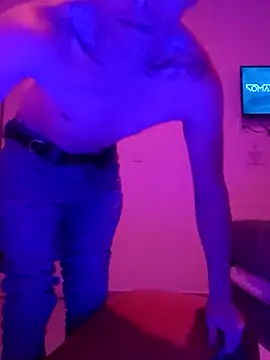 PitudoWuero online show from April 2026 01:25:01 AM