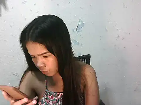 flawless yue online show from April 2026 07:58:01 PM